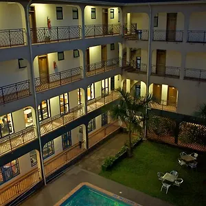 https://ivys-hotel.about-kampalahotels.com